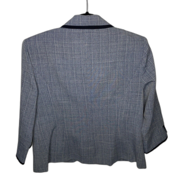 Sag Harbor Vintage Blazer Blue Striped Size 8 Women with Tank and Shoulder pads - Picture 9 of 16